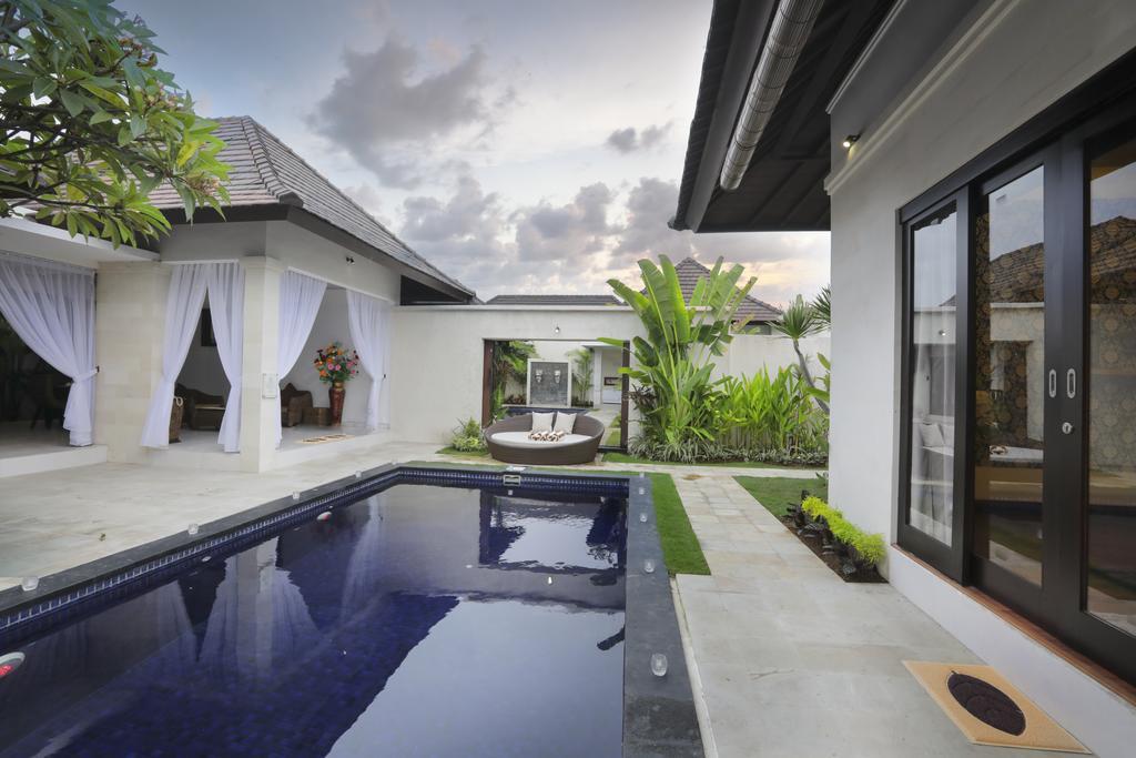 Blue Marlin Legian Villa Luaran gambar